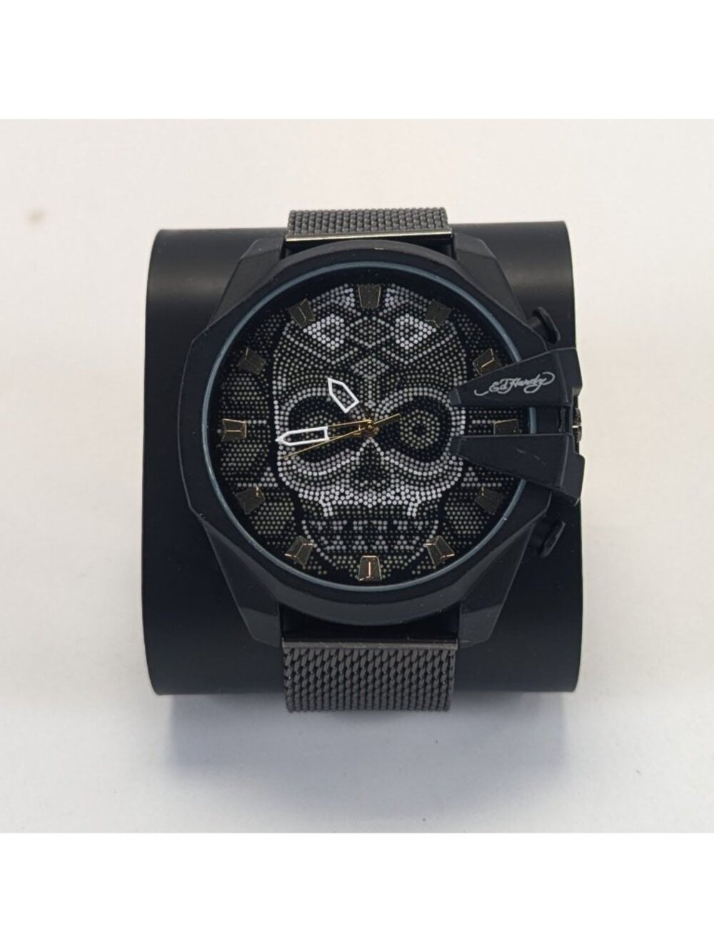 Ed Hardy Black Skull Design Mens Watch Tattoo Inspired Box Mesh Band NWB